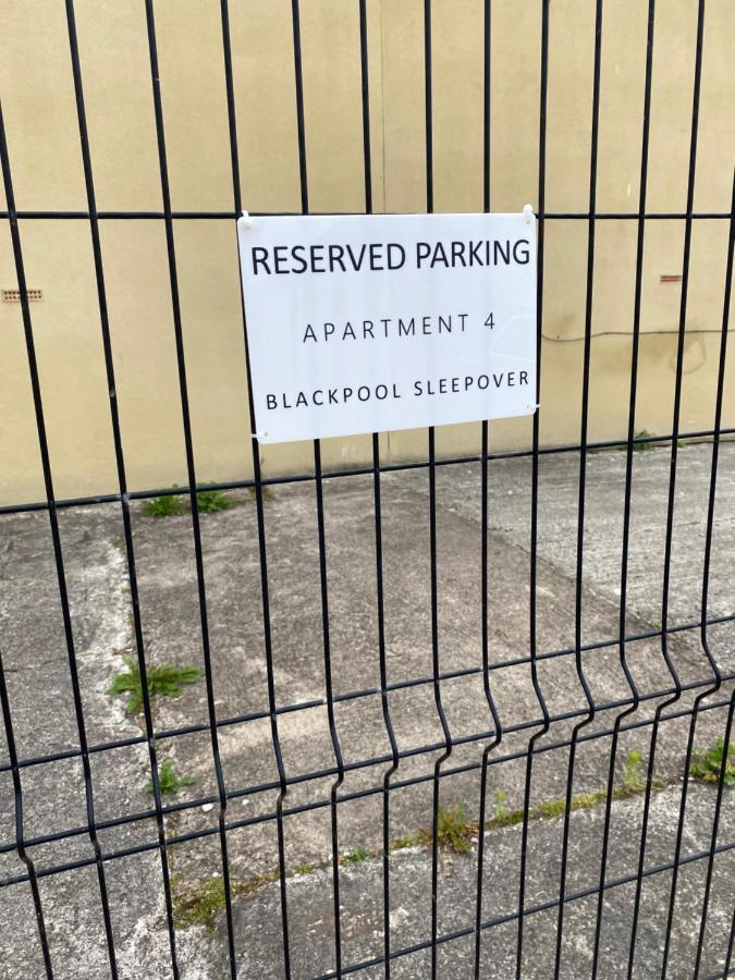 Blackpool Sleepover Apartment 4 Free Parking Sleeps 6 Kültér fotó